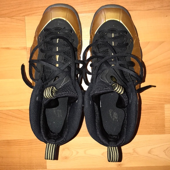 Nike Foamposite - Picture 2 of 5